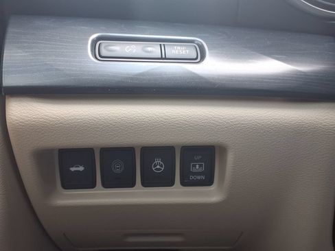 Used 2021 Nissan Maxima Platinum w/ Sport Mat Group FWD image 35