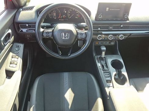 Used 2025 Honda Civic Sport image 11