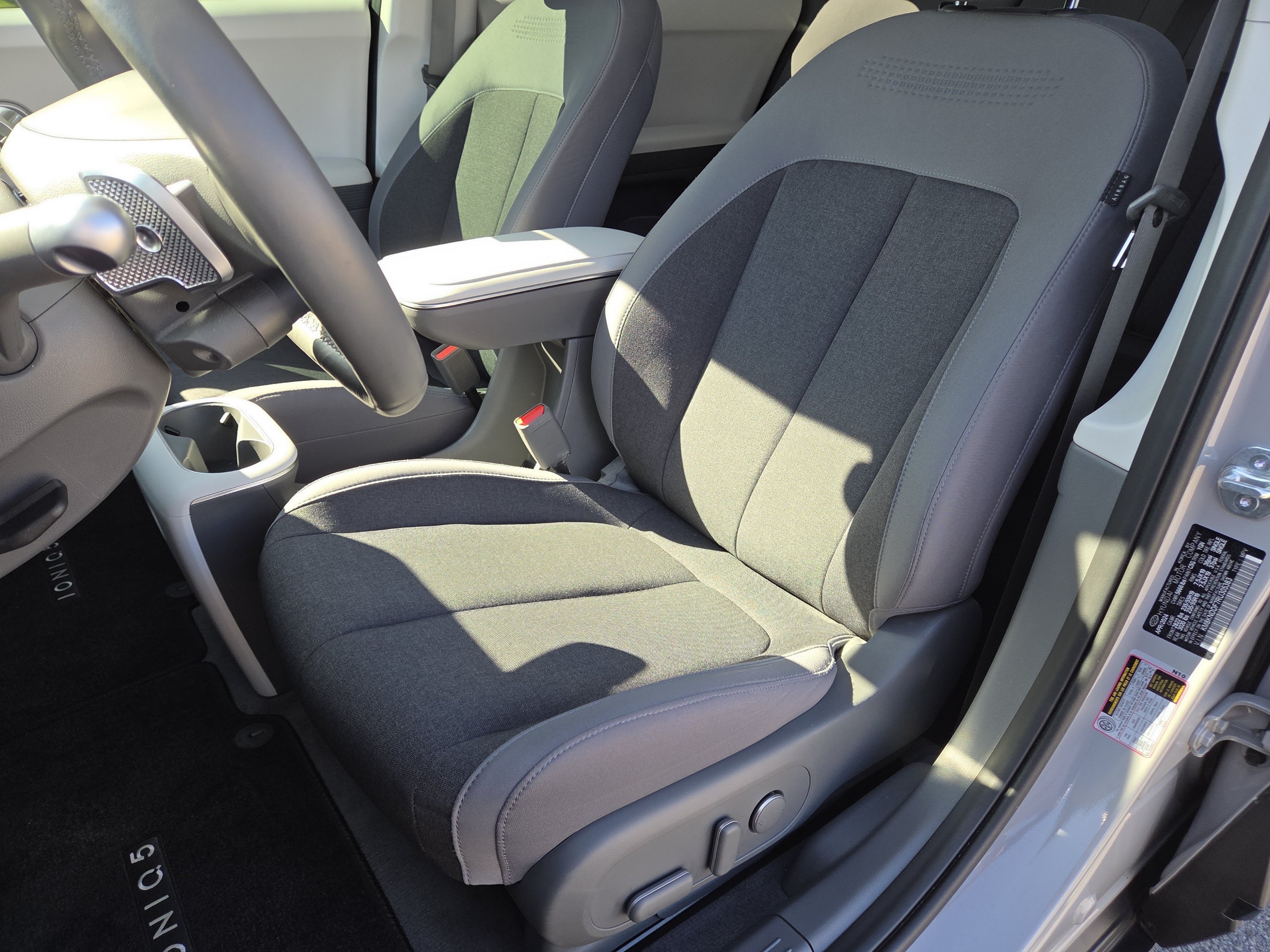 Used 2024 Hyundai Ioniq 5 SEL AWD/4WD image 6