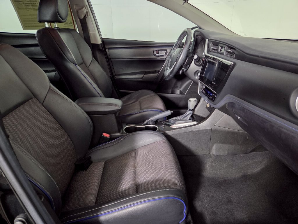 Used 2019 Toyota Corolla SE FWD image 27