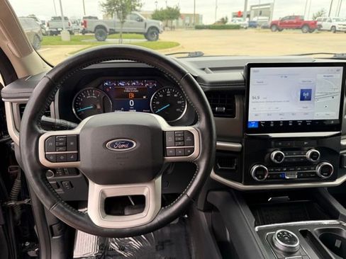 Certified 2024 Ford Expedition XLT RWD image 13