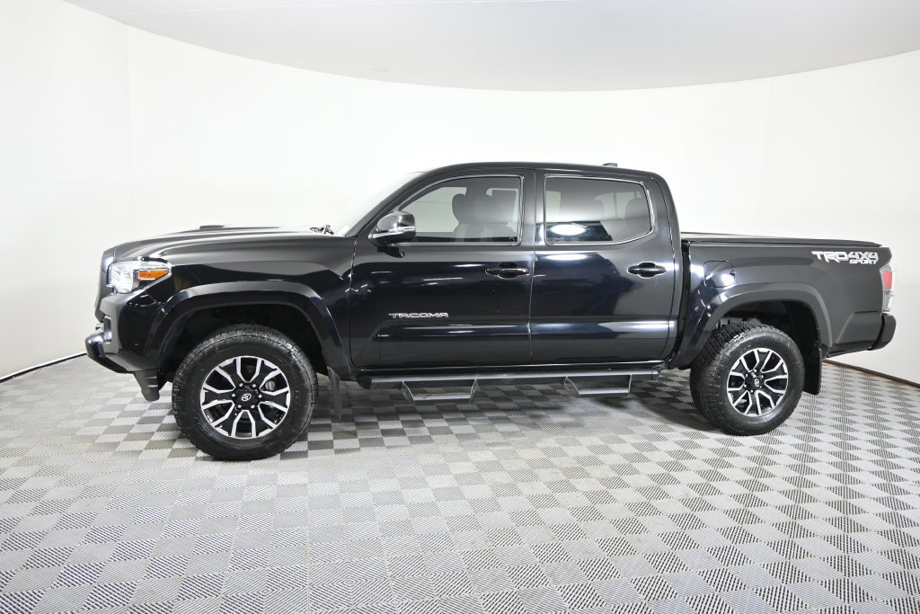 Used 2023 Toyota Tacoma TRD Sport AWD/4WD image 2