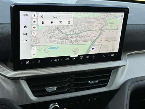 New 2025 Ford Explorer Active w/ Active Comfort Package image 24