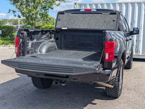Used 2019 Ford F150 Lariat w/ Equipment Group 502A Luxury AWD/4WD image 18