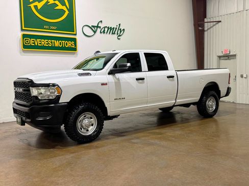 Used 2022 RAM 2500 Tradesman AWD/4WD image 3
