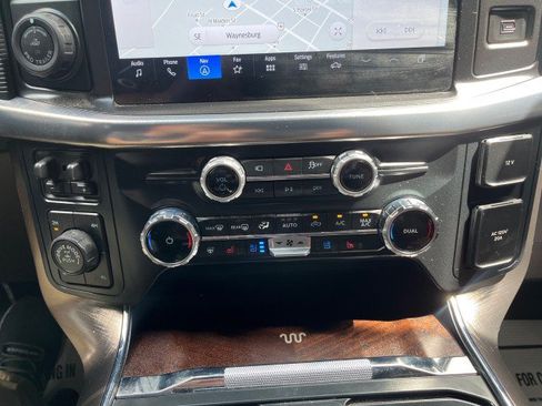 Used 2025 Ford F150 King Ranch AWD/4WD image 27