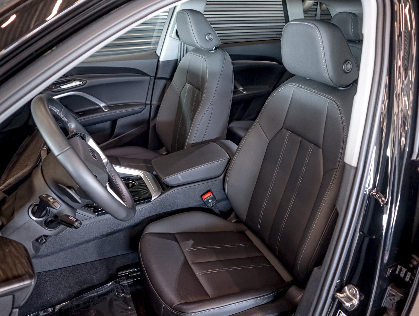 Used 2025 Audi Q5 Premium w/ Convenience Package AWD/4WD image 8