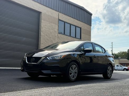 Used 2021 Nissan Versa S FWD image 35