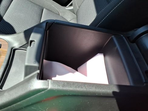 Used 2023 GMC Acadia SLE w/ Driver Convenience Package image 28