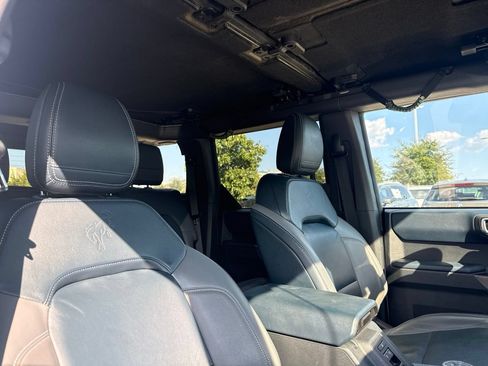 Used 2022 Ford Bronco Outer Banks w/ Sasquatch Package AWD/4WD image 11