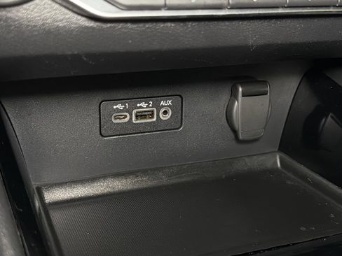 Used 2024 Nissan Altima 2.5 SV AWD/4WD image 29