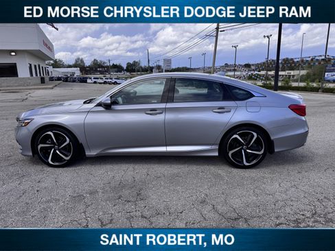 Used 2019 Honda Accord Sport image 8