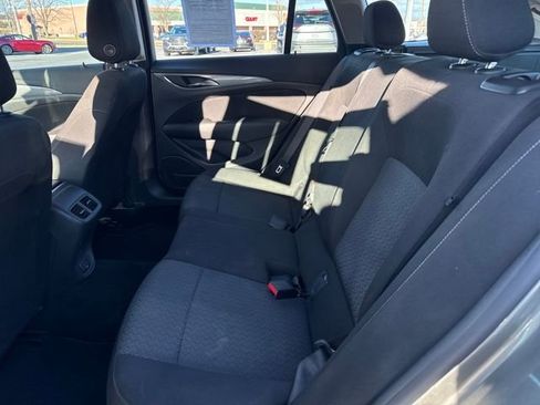 Used 2018 Buick Regal Preferred w/ Driver Confidence Package #1 image 23