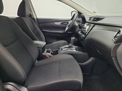 Used 2018 Nissan Rogue Sport S w/ S Appearance Package FWD image 21