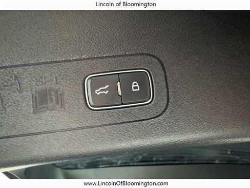 Certified 2022 Lincoln Aviator Reserve w/ Equipment Group 201A AWD/4WD image 33