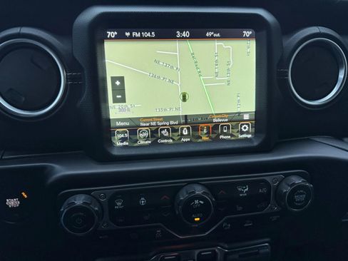 Used 2022 Jeep Wrangler Unlimited Sahara w/ Cold Weather Group image 37