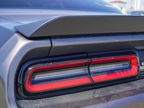 Used 2021 Dodge Challenger R/T Scat Pack w/ Driver Convenience Group RWD image 8