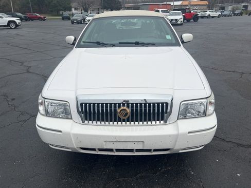 Used 2009 Mercury Grand Marquis LS image 7