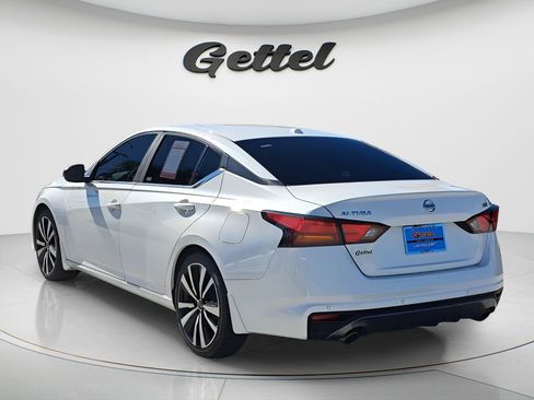 Used 2020 Nissan Altima 2.5 SR FWD image 4