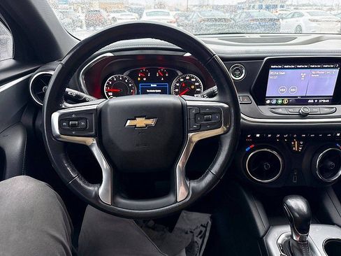 Used 2020 Chevrolet Blazer LT image 12