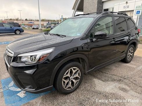 Used 2020 Subaru Forester Premium image 2