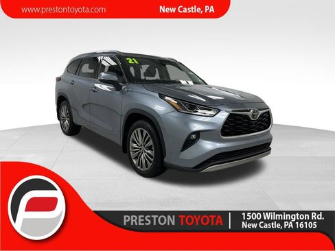 Used 2021 Toyota Highlander Platinum image 1