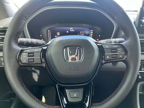 New 2025 Honda Pilot Black Edition image 12