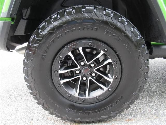 Certified 2025 Jeep Wrangler Unlimited Rubicon w/ XTREMEE 35" Tire Package AWD/4WD image 8
