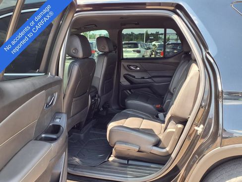 Used 2023 Chevrolet Traverse LT w/ LPO, Floor Liner Package AWD/4WD image 12