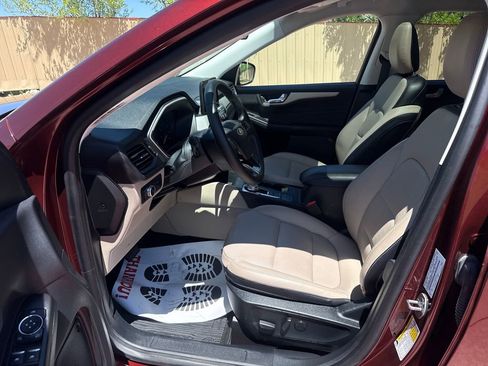 Used 2021 Ford Escape SEL AWD/4WD image 12