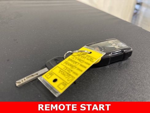 Used 2021 Chevrolet Colorado LT w/ LT Convenience Package image 41