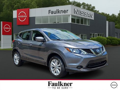 Certified 2019 Nissan Rogue Sport S w/ Appearance Package AWD/4WD image 1