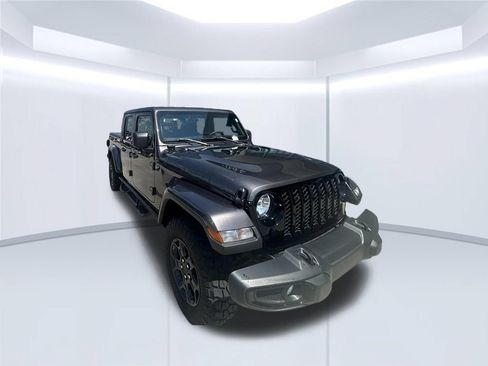Used 2023 Jeep Gladiator Sport AWD/4WD image 5