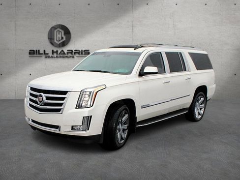 Used 2015 Cadillac Escalade ESV Luxury image 1