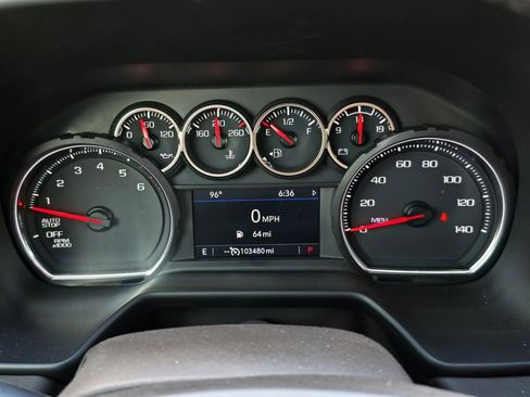 Used 2021 Chevrolet Suburban LT w/ LT Signature Package image 38