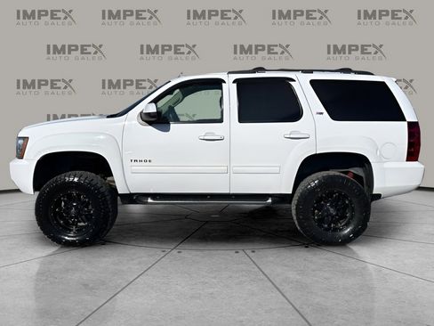 Used 2014 Chevrolet Tahoe LT image 2