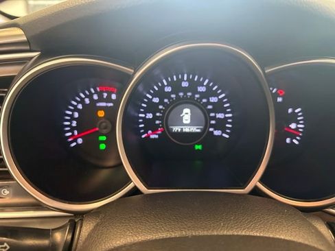 Used 2015 Kia Optima LX FWD image 5