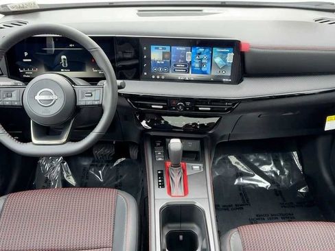 New 2026 Nissan Kicks SR w/ SR Premium Package image 11