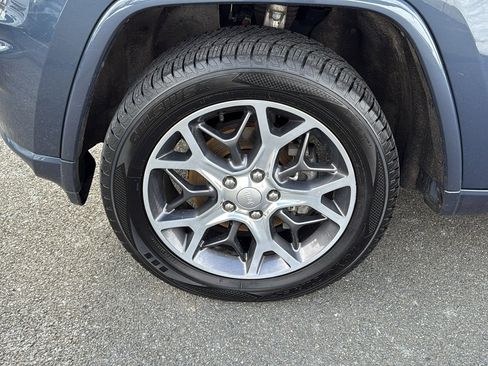 Used 2019 Jeep Grand Cherokee Overland image 10