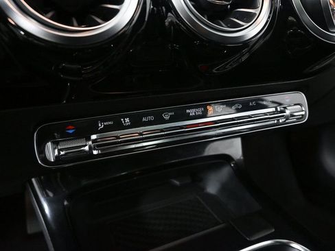 Used 2019 Mercedes-Benz A 220 A 220 image 14