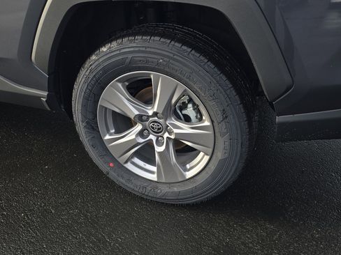 New 2025 Toyota RAV4 XLE image 11