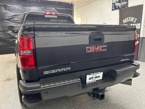 Used 2015 GMC Sierra 3500 Denali AWD/4WD image 5