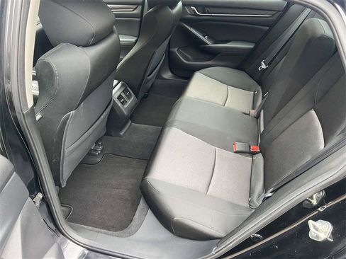 Used 2018 Honda Accord EX image 20