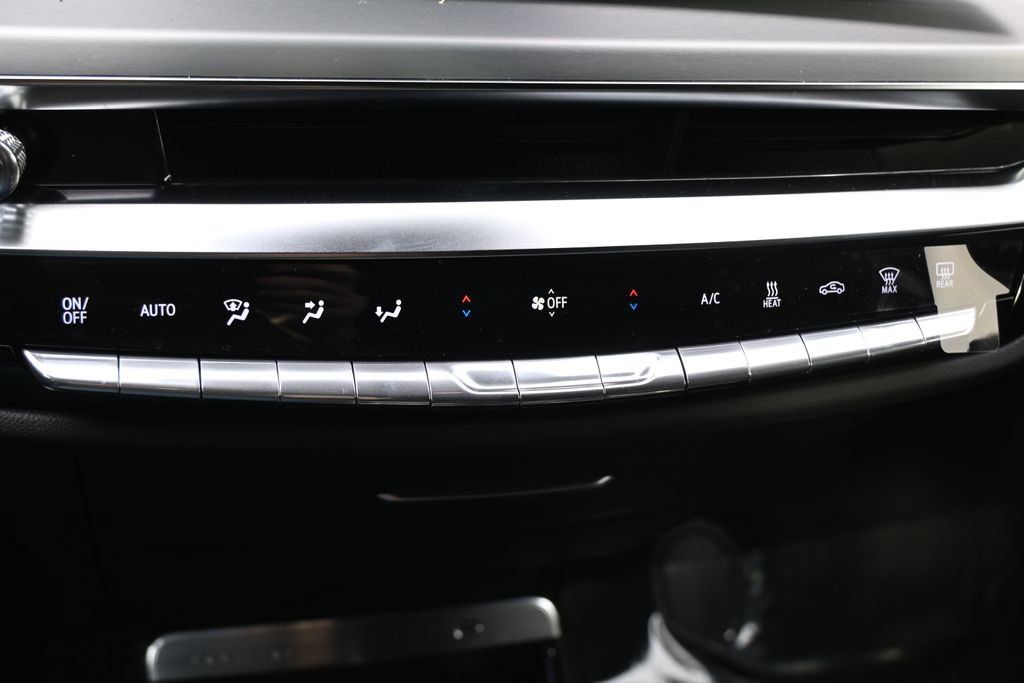 New 2026 Cadillac Lyriq Premium Luxury w/ LPO, Floor Liner Package AWD/4WD image 30