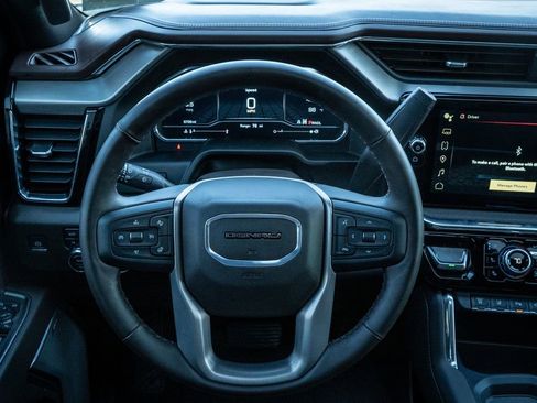 Used 2024 GMC Sierra 3500 Denali w/ Denali Reserve Package image 15