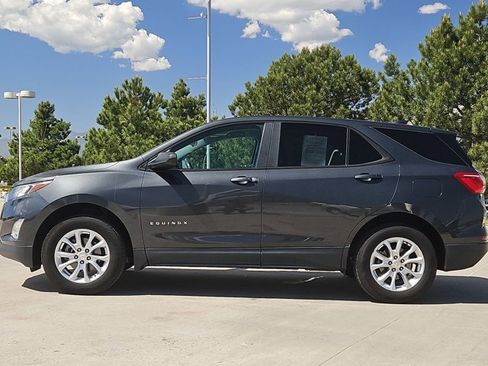 Used 2020 Chevrolet Equinox LS w/ LS Convenience Package AWD/4WD image 9
