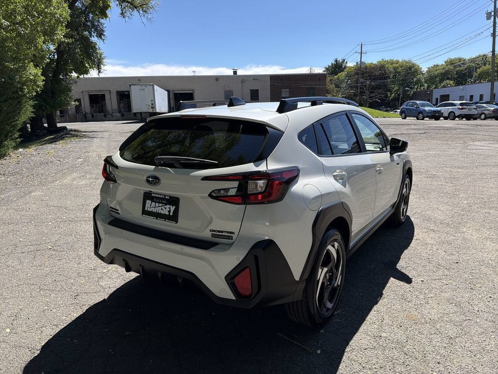 Used 2026 Subaru Crosstrek 2.5i Limited AWD/4WD image 8