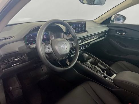 Used 2025 Honda Accord EX-L image 10