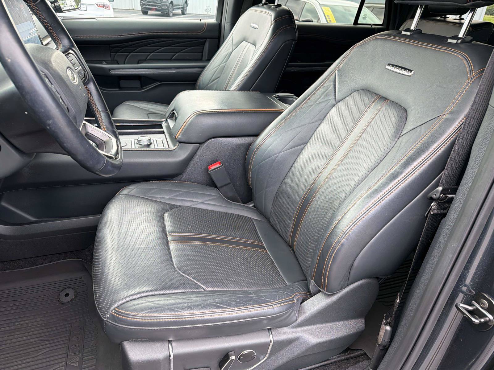 Used 2023 Ford Expedition Max Platinum AWD/4WD image 30