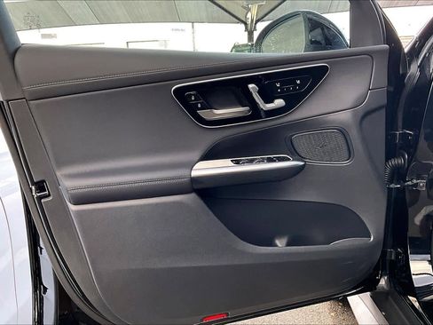 New 2026 Mercedes-Benz GLC 300 image 15